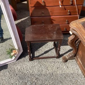 Table Coffee/ Occasional – . / Small / Wood / Dark Brown