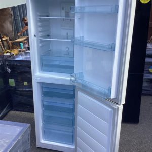 Fridge/Freezer – over 5 ft (2.A) – RNC300NC