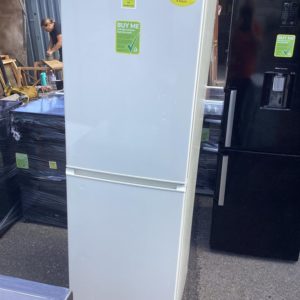 Fridge/Freezer – over 5 ft (2.A) – RNC300NC