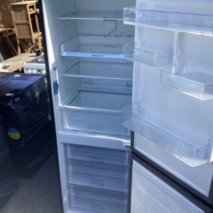 Fridge/Freezer – over 5 ft (2.A) – RB29FSNDBC – Samsung / . / . / .