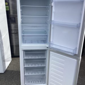 Fridge/Freezer – over 5 ft (3.A1) – CCFM3582W – Beko / . / . / .