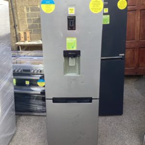 Fridge/Freezer – over 5 ft (2.A) – RB31FDRNDSA – Samsung / . / . / .